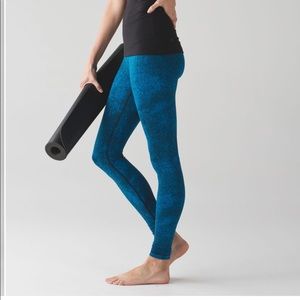 Lululemon jacquard 7/8 wunder under 6